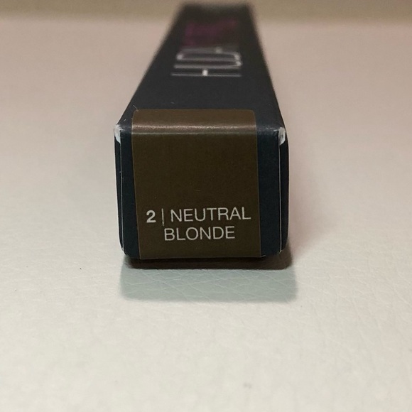 Huda Beauty #BOMBBROWS Microshade Brow Pencil In Neutral Blonde - Picture 9 of 10